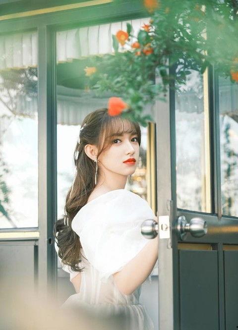 圈内人士爆料程潇,圈内人士揭秘，这位明星背后的故事  第3张